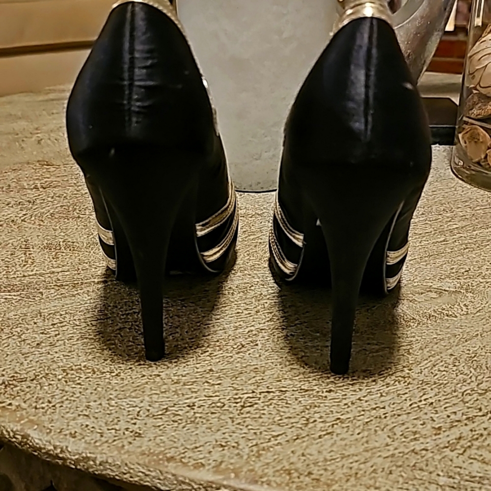 Black and gold satin heels